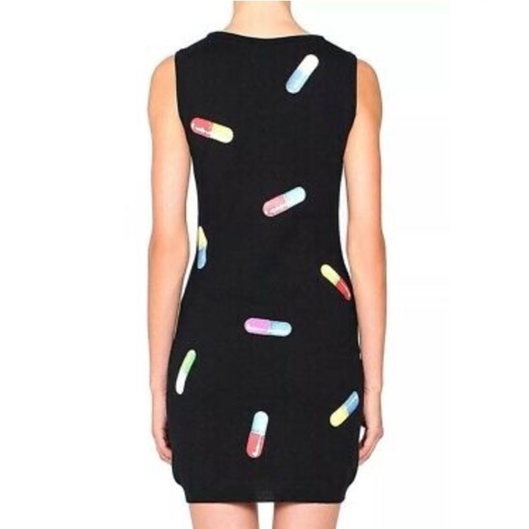 Holiday SALE 🎁 Moschino “Just say MoschiNO” pill dress - Picture 3 of 8